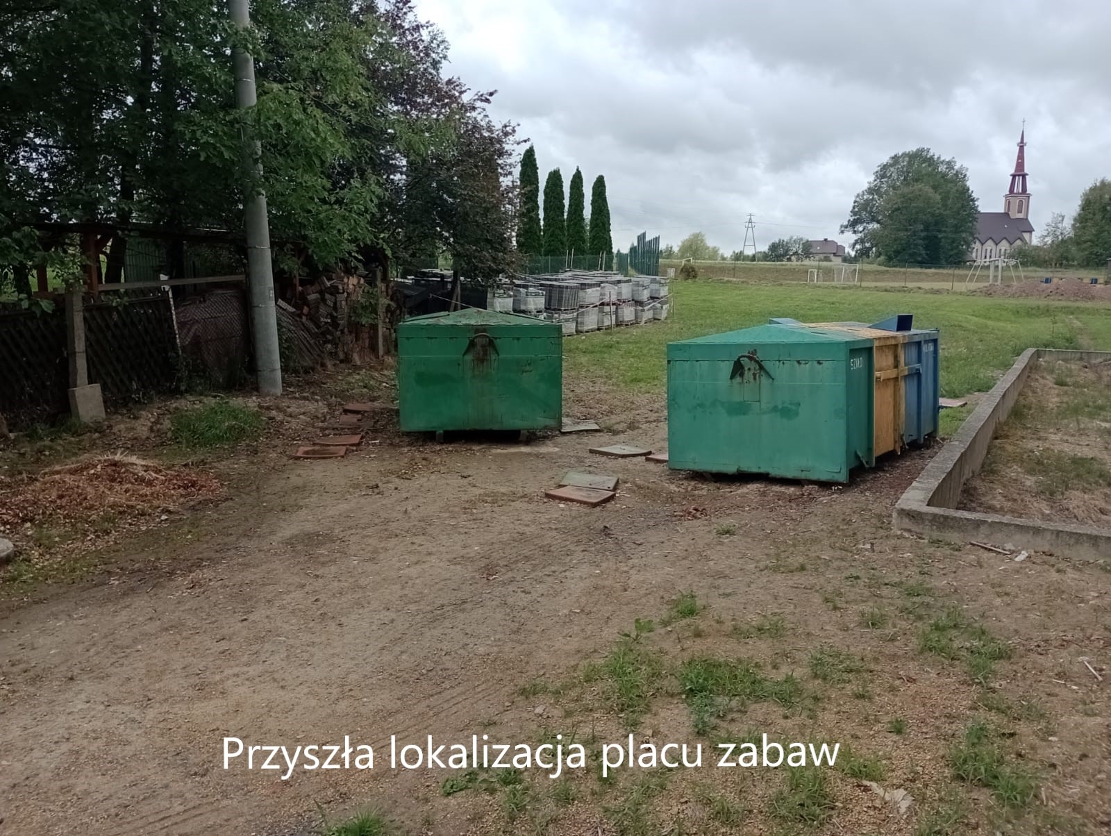 Nowy plac zabaw w Nidku – inwestycja dla najmłodszych mieszkańców dzięki wsparciu Województwa Małopolskiego